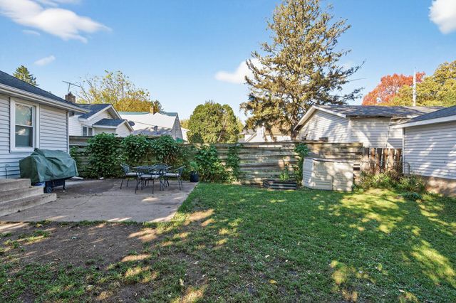 1812 Carl Street, Lauderdale, MN 55113