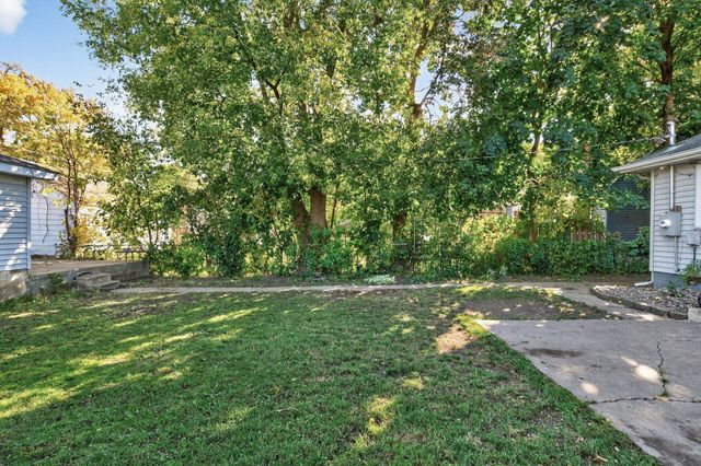 1812 Carl Street, Lauderdale, MN 55113