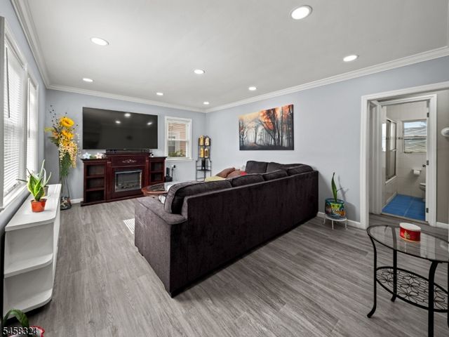 18 Emerson Ave, Paterson City, NJ 07502