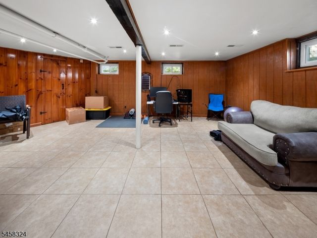 18 Emerson Ave, Paterson City, NJ 07502