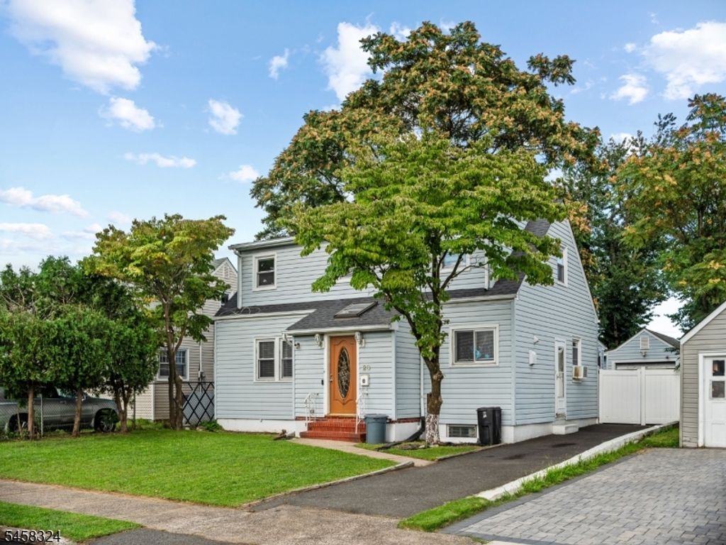 18 Emerson Ave, Paterson City, NJ 07502
