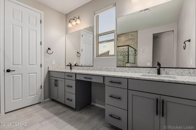 9749 E Miller Peak Trail, Tucson, AZ 85747