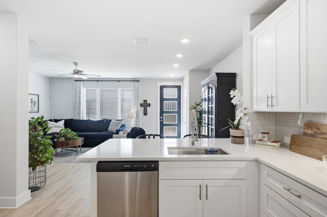 7505 Reis Lane, North Richland Hills, TX 76182