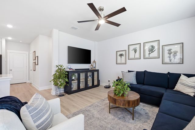 7505 Reis Lane, North Richland Hills, TX 76182