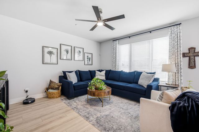 7505 Reis Lane, North Richland Hills, TX 76182