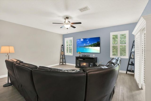 17358 OLD TOBACCO ROAD, Lutz, FL 33558