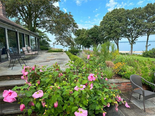 120 W Creek Farms Road, Sands Point, NY 11050