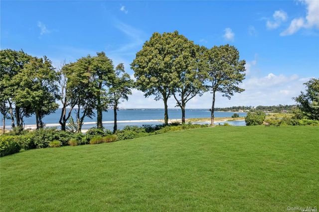 120 W Creek Farms Road, Sands Point, NY 11050