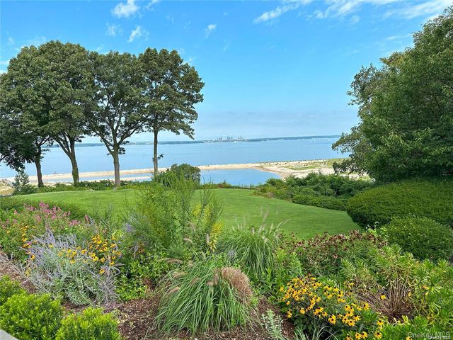 120 W Creek Farms Road, Sands Point, NY 11050