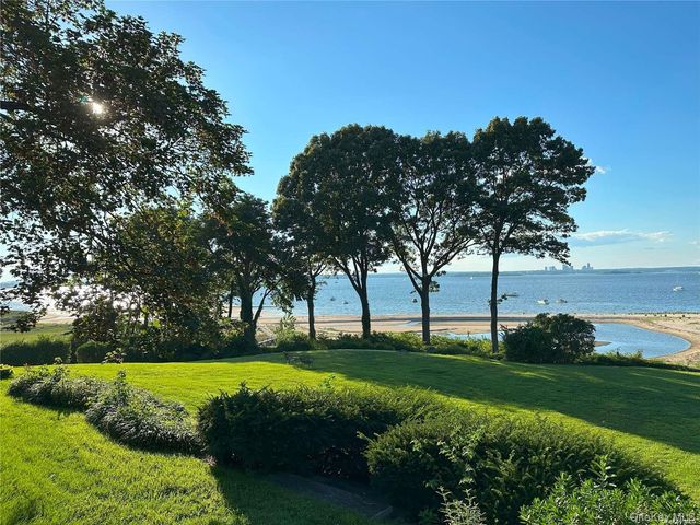 120 W Creek Farms Road, Sands Point, NY 11050