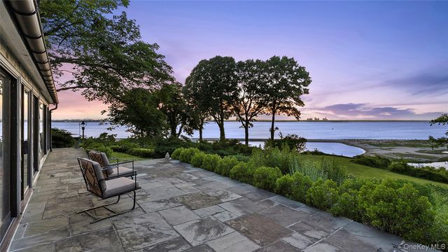 120 W Creek Farms Road, Sands Point, NY 11050