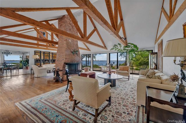 120 W Creek Farms Road, Sands Point, NY 11050
