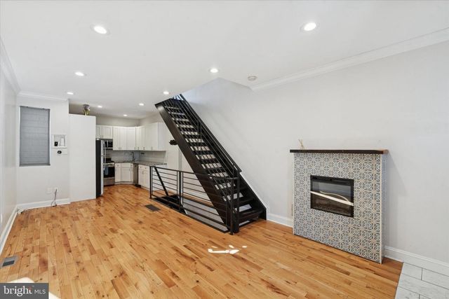 2527 INGERSOLL ST, Philadelphia, PA 19121