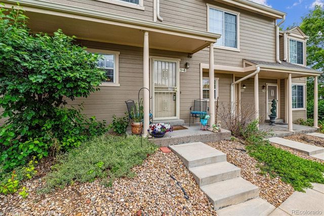 1818 S Quebec Way 4, Denver, CO 80231