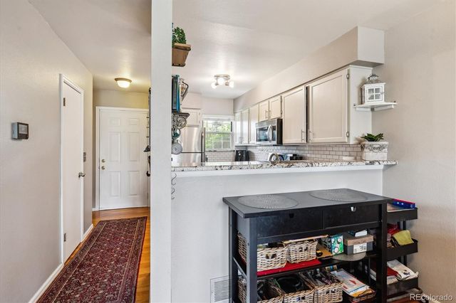 1818 S Quebec Way 4, Denver, CO 80231
