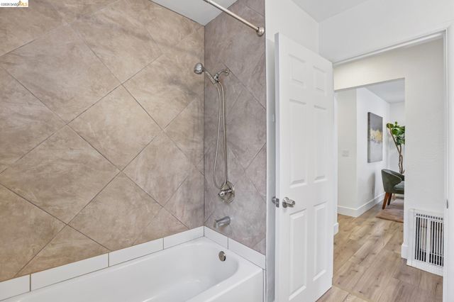 2229 88th Ave, Oakland, CA 94605