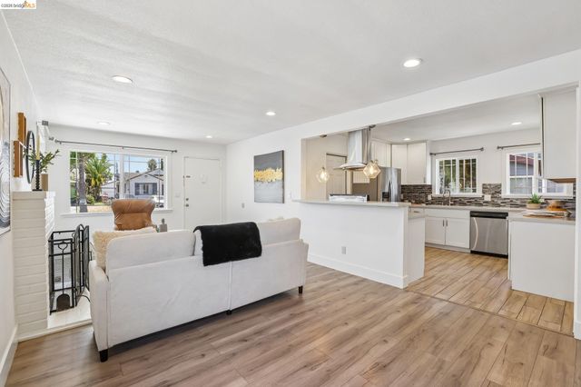 2229 88th Ave, Oakland, CA 94605