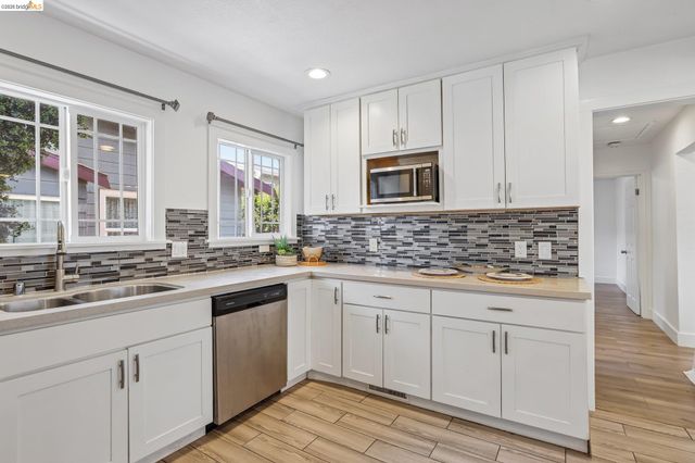 2229 88th Ave, Oakland, CA 94605