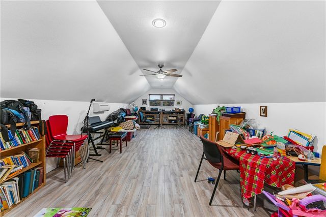 14469 Highland Church Road, Fayetteville, AR 72704