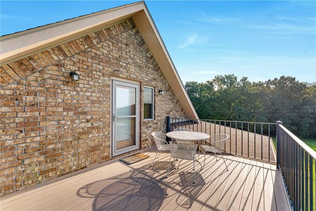 14469 Highland Church Road, Fayetteville, AR 72704