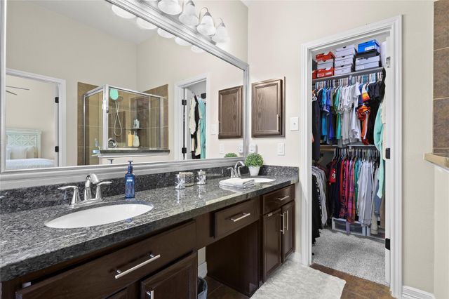 18702 Dovewood Springs Lane, Tomball, TX 77375