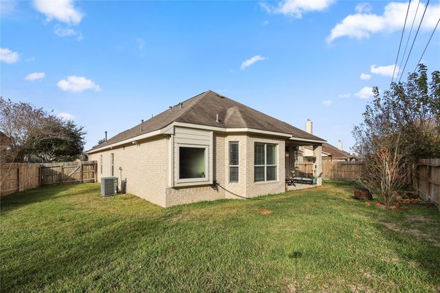 18702 Dovewood Springs Lane, Tomball, TX 77375