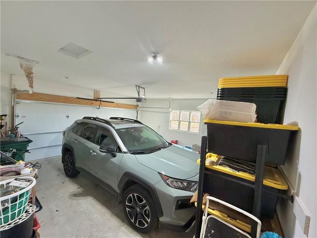 1048 Lake Viking Terrace, Altamont, MO 64620