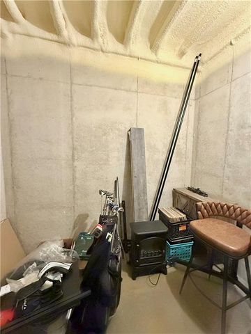 1048 Lake Viking Terrace, Altamont, MO 64620