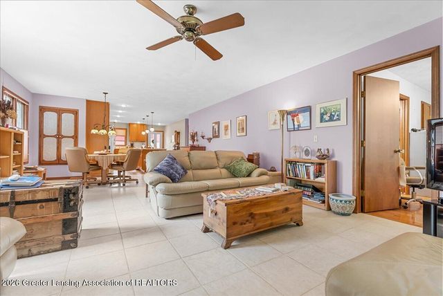 628 Jones Street, Grand Ledge, MI 48837