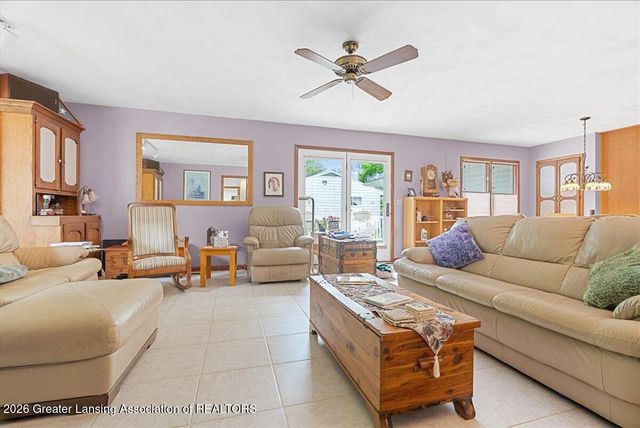 628 Jones Street, Grand Ledge, MI 48837