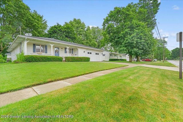 628 Jones Street, Grand Ledge, MI 48837
