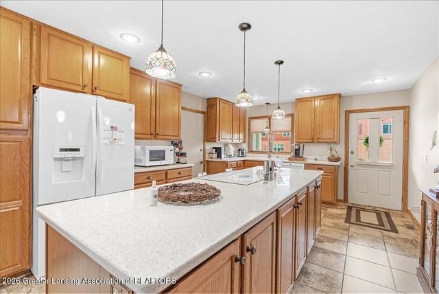 628 Jones Street, Grand Ledge, MI 48837