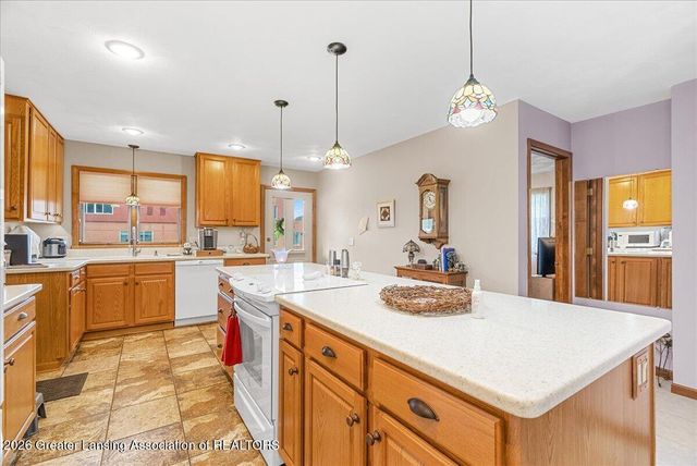 628 Jones Street, Grand Ledge, MI 48837