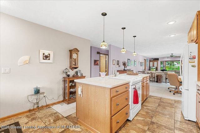628 Jones Street, Grand Ledge, MI 48837