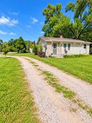 2260 Oak Park Drive, Muskegon, MI 49442