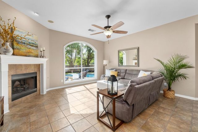 2705 Wolkin CV, Round Rock, TX 78681