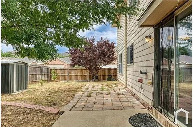 4900 Meadow Trails Drive, Fort Worth, TX 76244