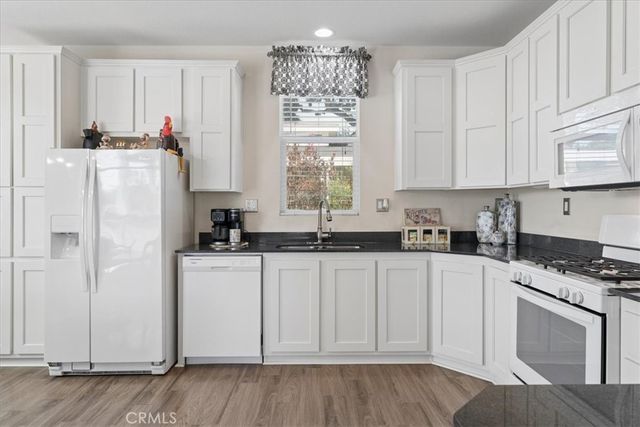 1247 Camino Del Robles 24, Atascadero, CA 93422