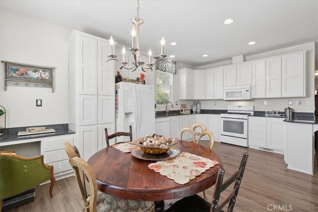 1247 Camino Del Robles 24, Atascadero, CA 93422