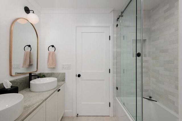 937 3Rd Street, Encinitas, CA 92024