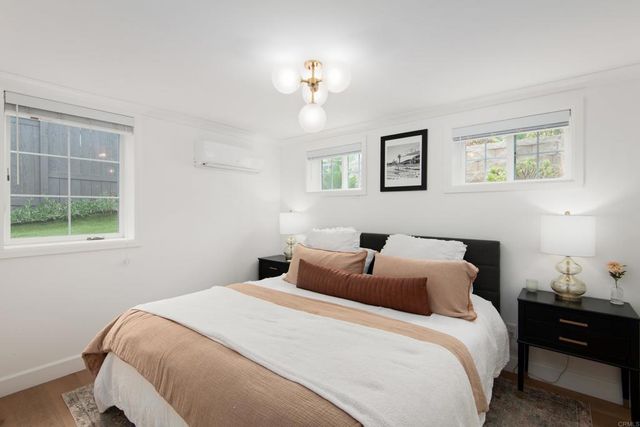 937 3Rd Street, Encinitas, CA 92024