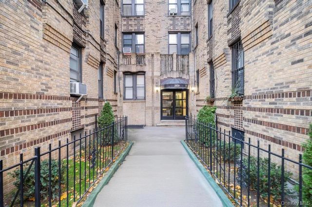 2020 E 41st Street 2B, Brooklyn, NY 11234