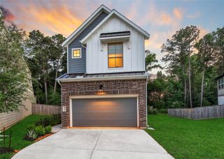 104 Red Cascade Court, Conroe, TX 77318