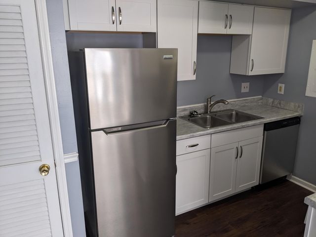 2494 Etiwan Unit 10c, Charleston, SC 29414