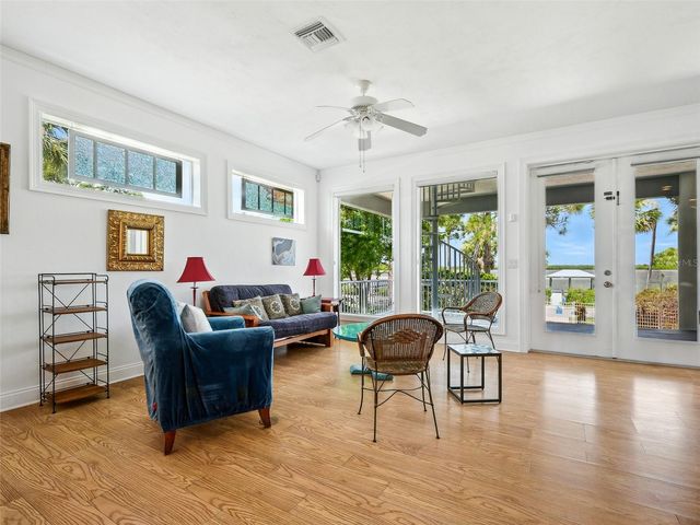 206 S RIVERSIDE DRIVE, Edgewater, FL 32132