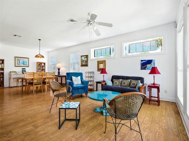 206 S RIVERSIDE DRIVE, Edgewater, FL 32132