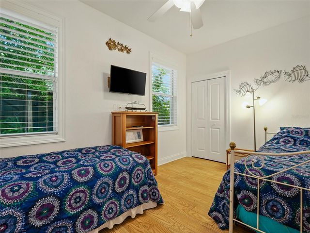 206 S RIVERSIDE DRIVE, Edgewater, FL 32132