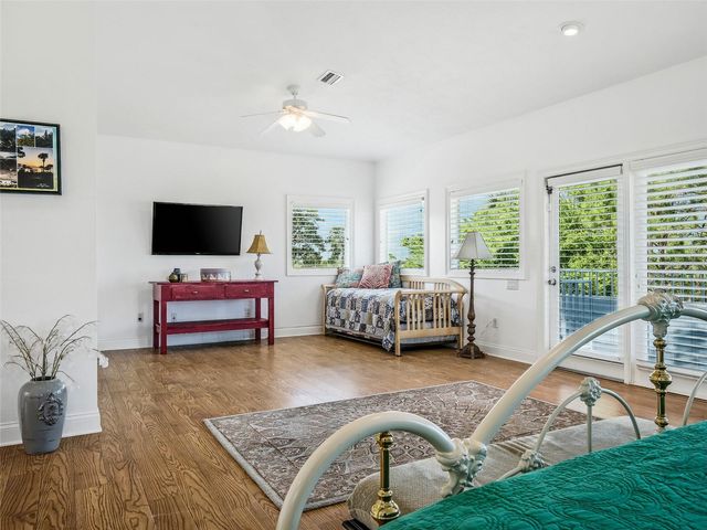 206 S RIVERSIDE DRIVE, Edgewater, FL 32132