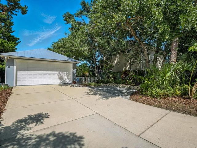 206 S RIVERSIDE DRIVE, Edgewater, FL 32132
