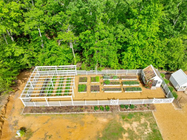 524 Payne Chapel Road, Lookout Mountain, GA 30750